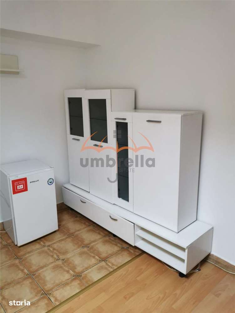 DE INCHIRIAT garsoniera , zona Plopilor Manastur, 18 mp, 195 euro - Imagine principală: 4/6