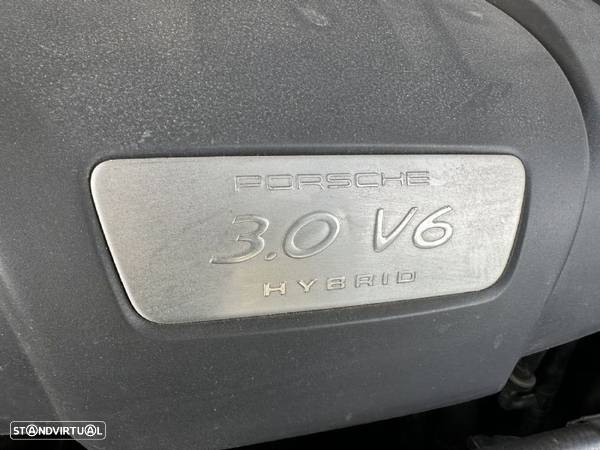 Porsche Cayenne S Hybrid - 46