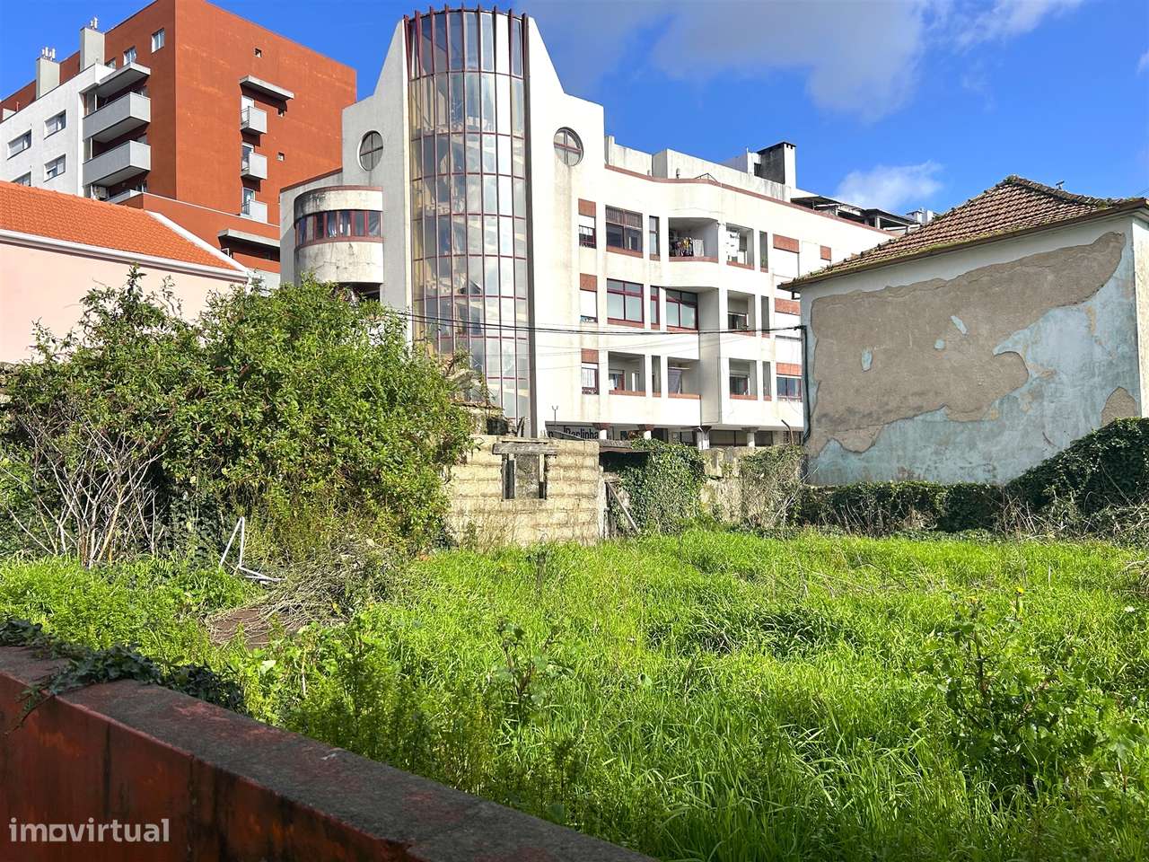 Terreno 333 m² com Projeto Aprovado para 6 Apartamentos | Rio Tinto - Grande imagem: 4/16