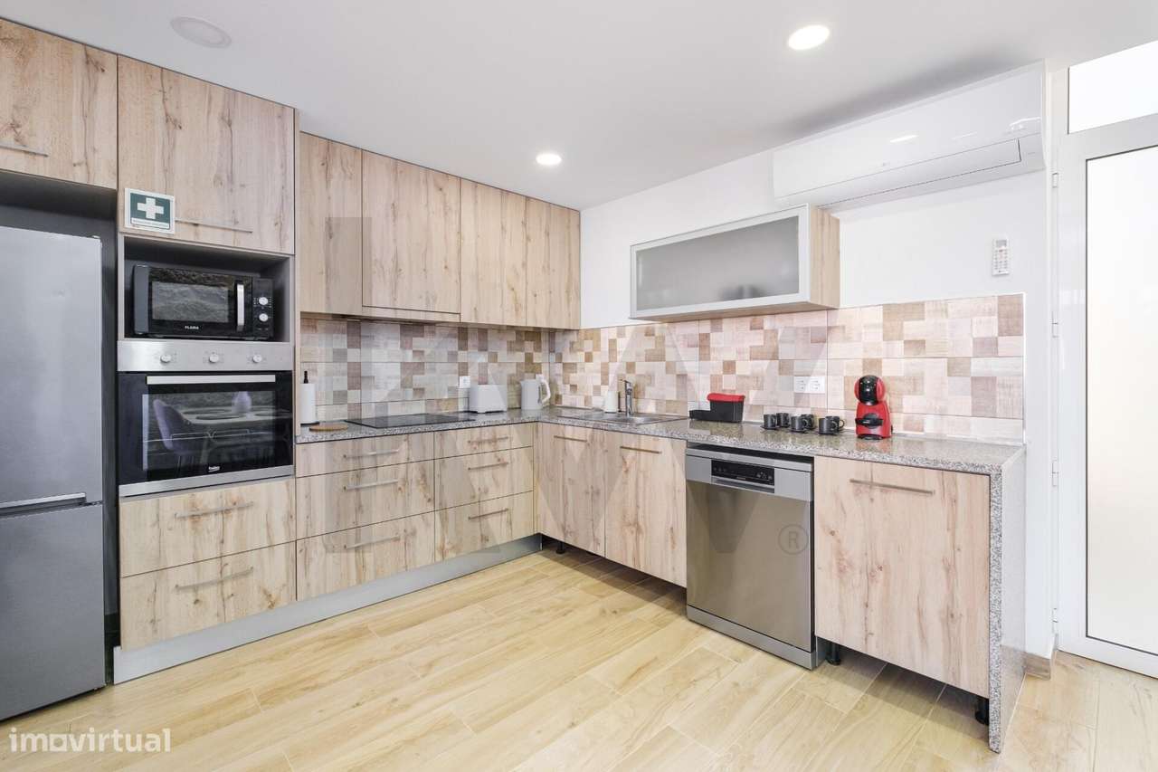 MORADIA DE CHARME COM JARDIM NO CORAÇÃO DE V N GAIA - Grande imagem: 3/20