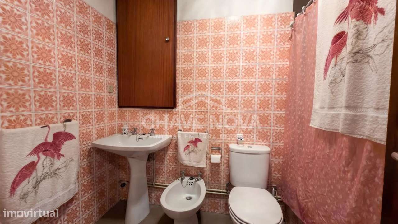 Apartamento t2 à venda na Rua Santa Luzia-22