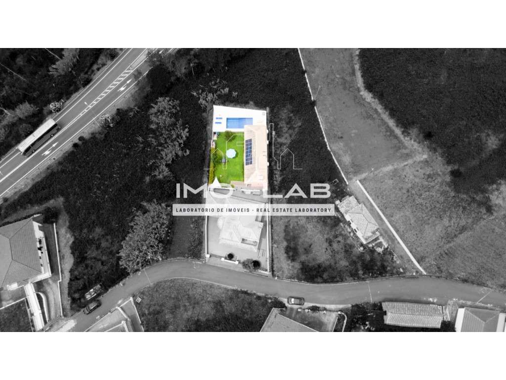 Villa T3 + Villa T2 com Piscina - Calheta - Ilha da Madeira - Grande imagem: 4/59