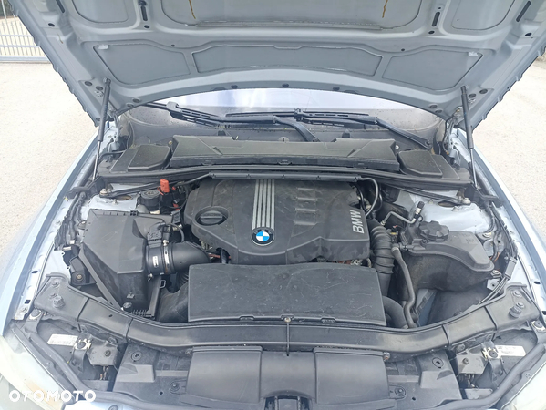 BMW Seria 3 320d DPF - 13