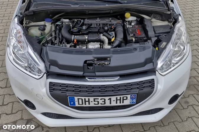 Peugeot 208 HDi 68 Access - 12