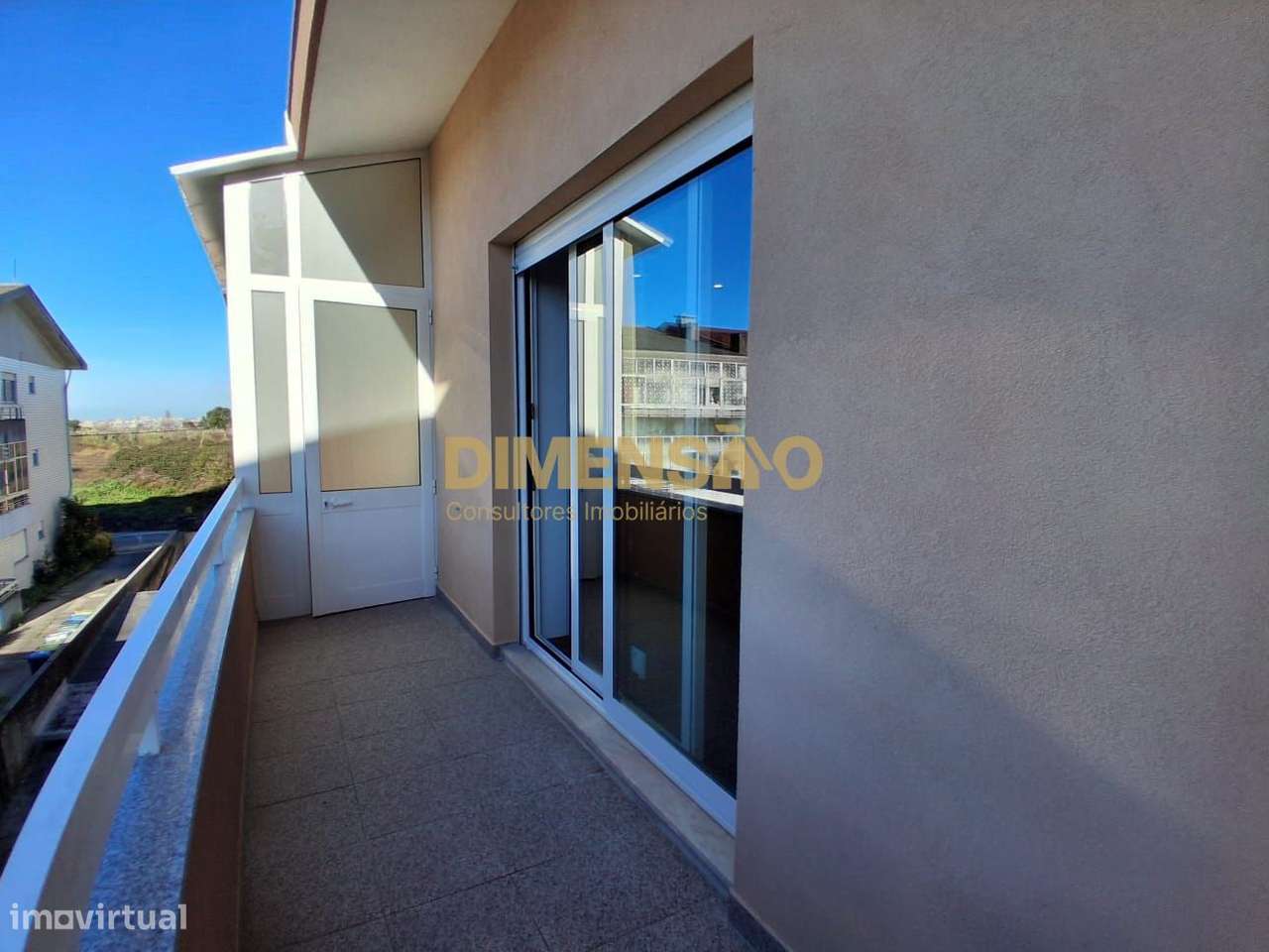 T3 em Águas Santas  Totalmente Remodelado com Garagem DCI159-18