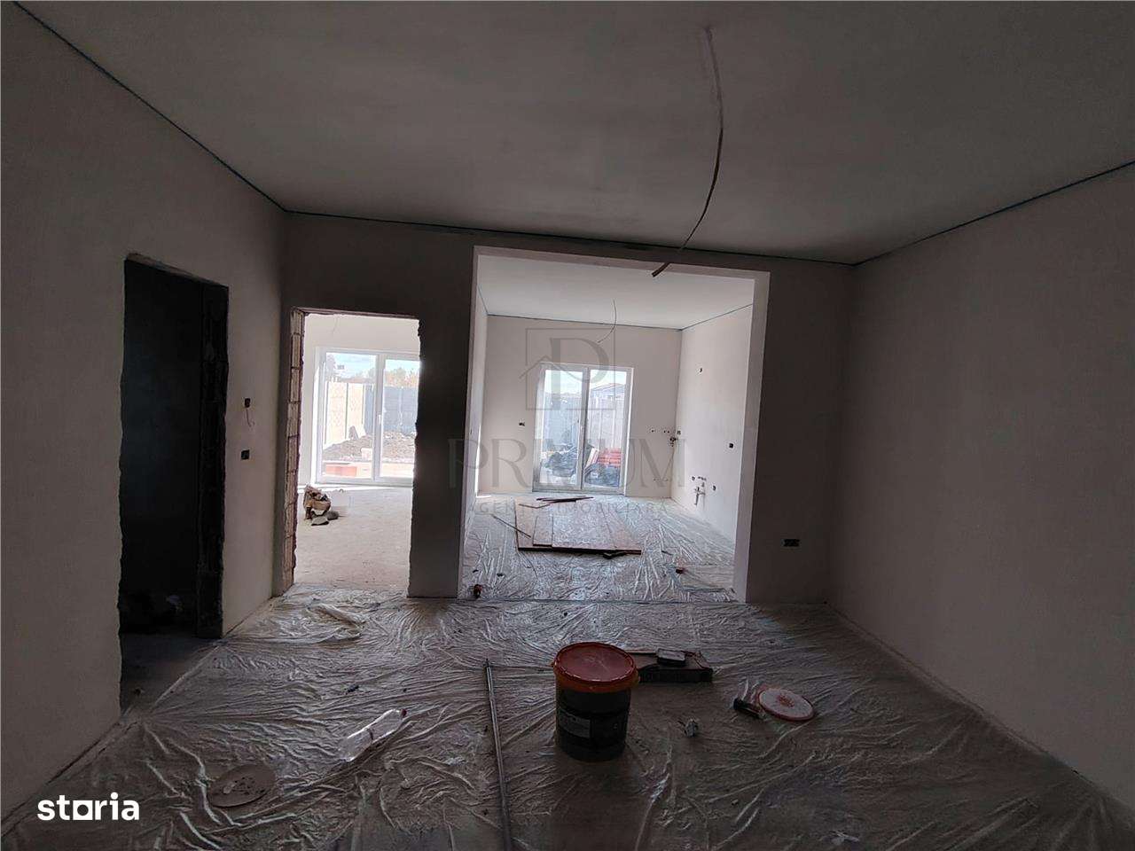 Duplex modern pe parter - 4 camere - zona buna - suprafete generoase. - Imagine principală: 5/9