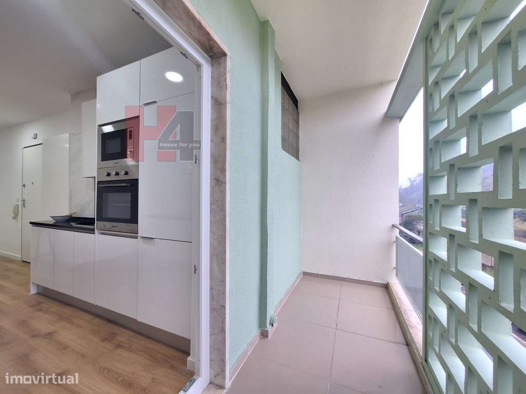 Apartamento T3 totalmente remodelado em Benfica-11