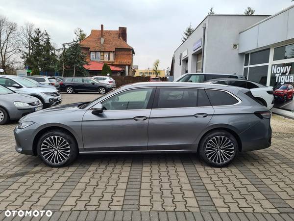 Volkswagen Passat 2.0 TDI EVO Elegance DSG - 3