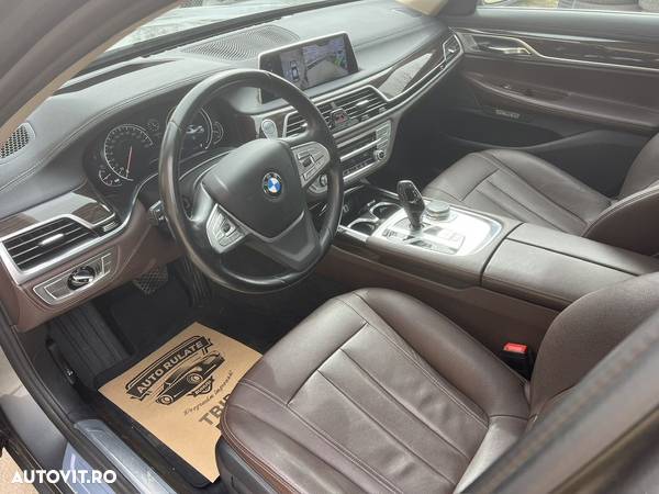 BMW Seria 7 730d BluePerformance Edition Exclusive - 38
