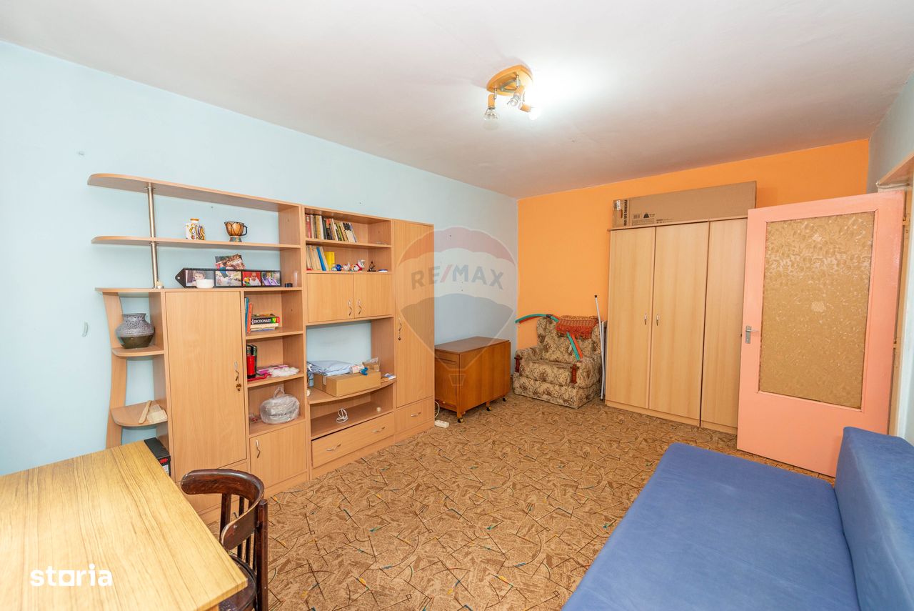 Apartament 2 camere de vanzare Crangasi, bloc 1981