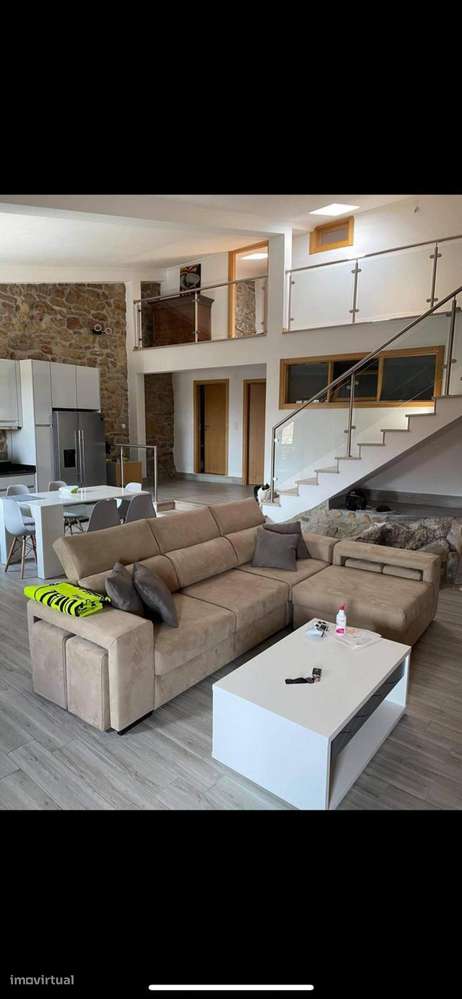 Vende-se Magnifica Moradia Junto a Pinhel - Grande imagem: 4/26