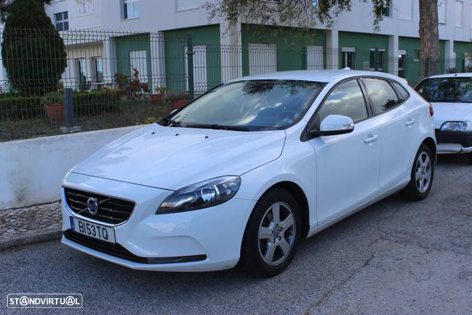 Volvo V40 D2 - 6