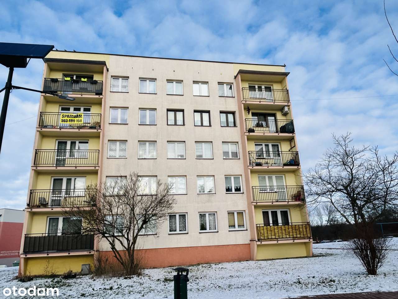 0% Prowizji, 3 Pokoje plus Kuchnia, C.O. Miejskie, Balkon, Po Remoncie-13