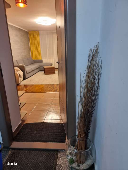 Apartament 3 camere decomandat | Vedere lac | Zona Mega Mall-0