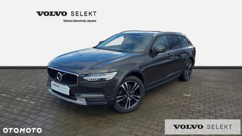 Volvo V90 Cross Country - 1