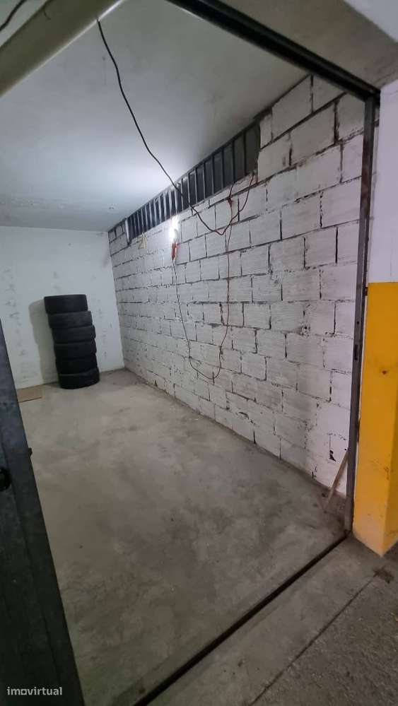 Garagem BOX Fechada - Fânzeres - Grande imagem: 3/3