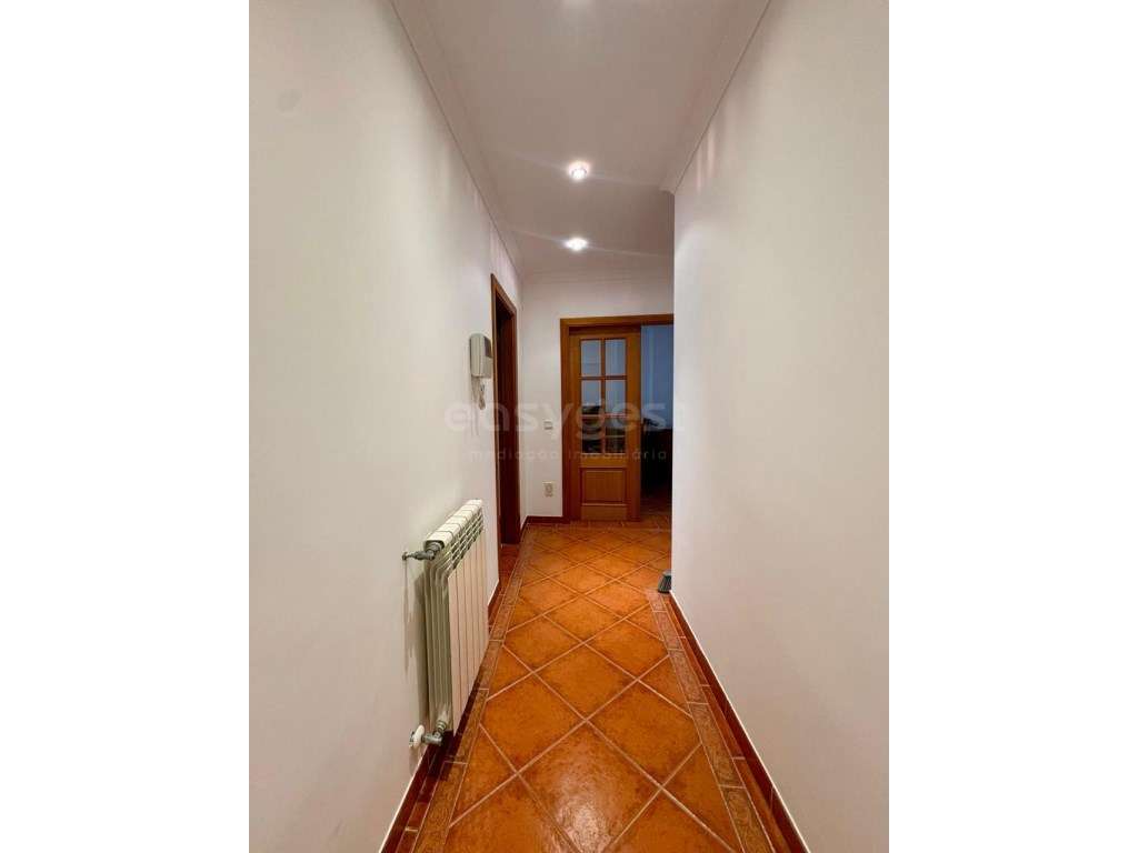 Apartamento T3 na Quinta das Lágrimas - Grande imagem: 4/13