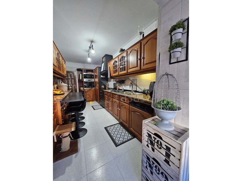 ️ Apartamento T3 com Garagem Fechada - Meadela, Viana do Castelo - Grande imagem: 4/13