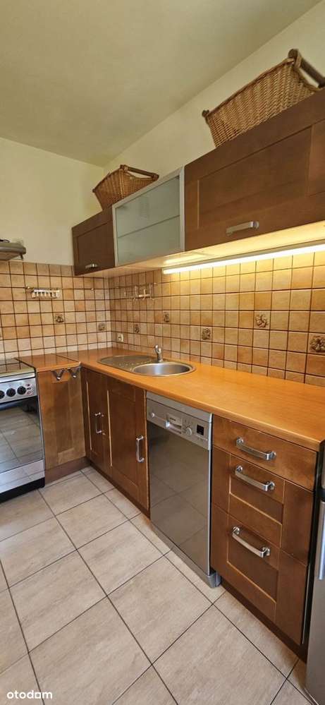 Winogrady, Os. Wichrowe Wzgórze, I ptr w niskim bloku, 3 pok., 65m2-8