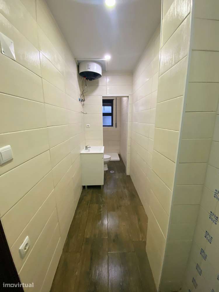 Arrenda-se T1+1 totalmente renovado – Pedroso / Seixezelo - Grande imagem: 5/6