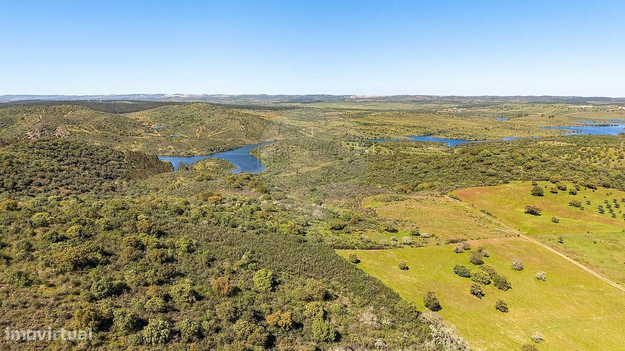 Terreno  para venda - Grande imagem: 2/24