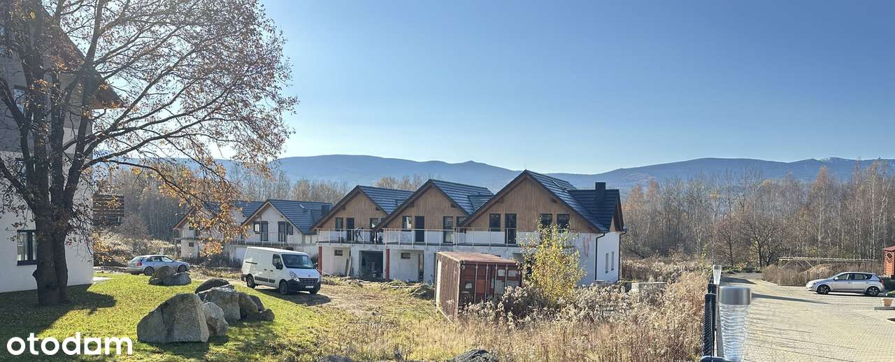 Nowe osiedle szeregówek z widokiem na Karkonosze - Cieplice-Zdrój - Pełny obrazek: 2/8
