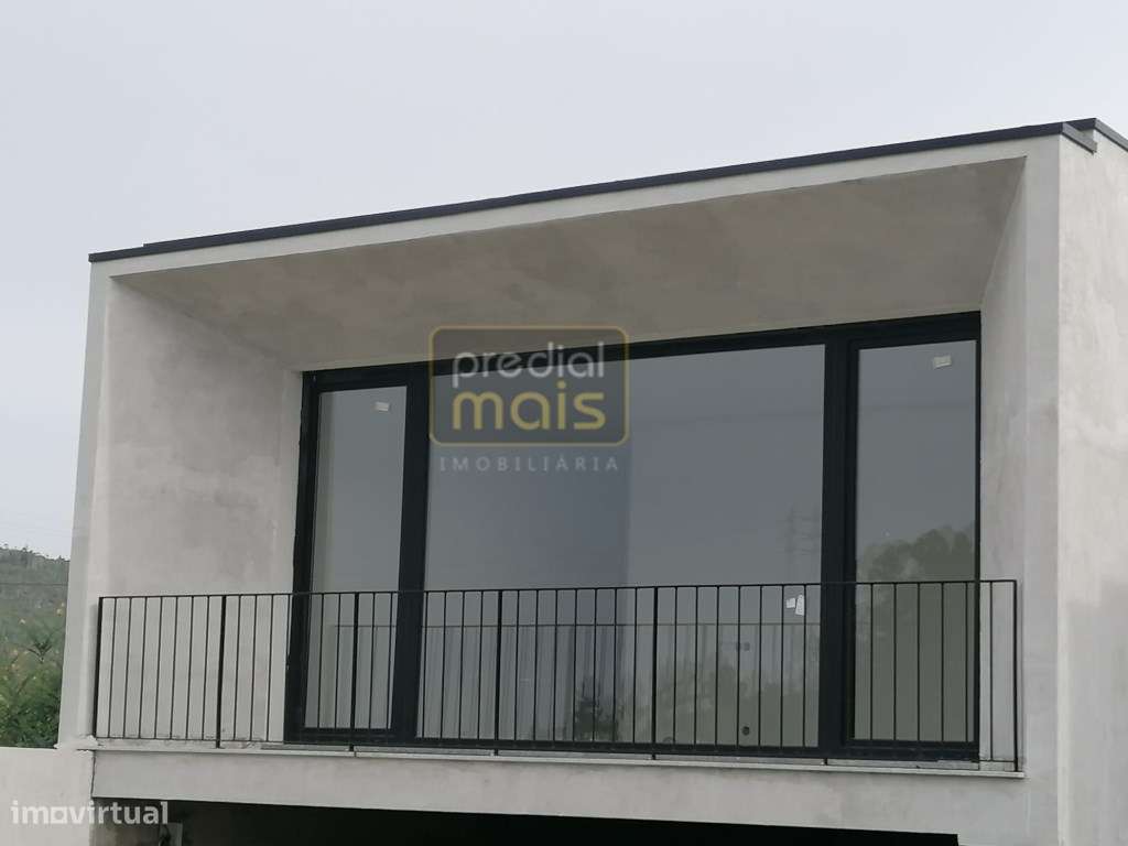 MORADIA TÉRREA T3+1 - Castelões - Grande imagem: 4/12