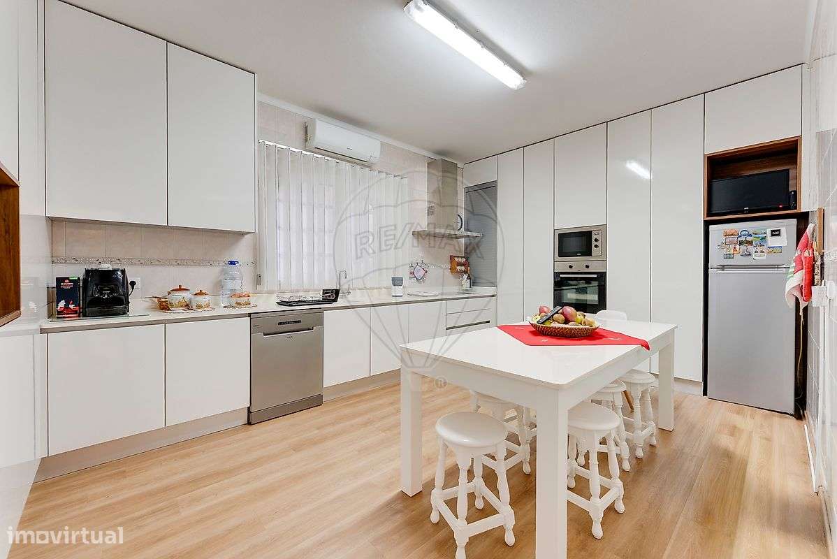 Moradia T5 para venda em Águeda-5