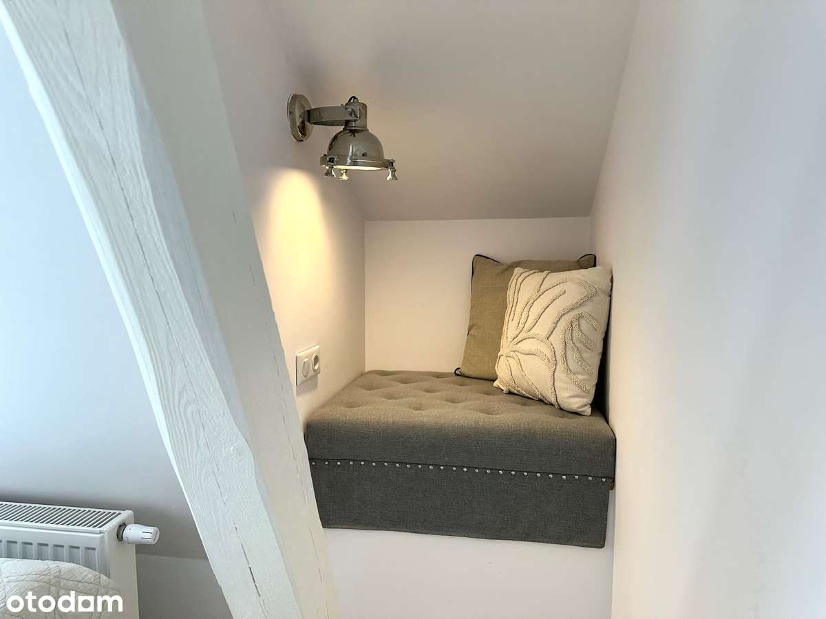 Piękne mieszkanie poddaszowe w kamienicy w CENTRUM, wysoka jakość-10