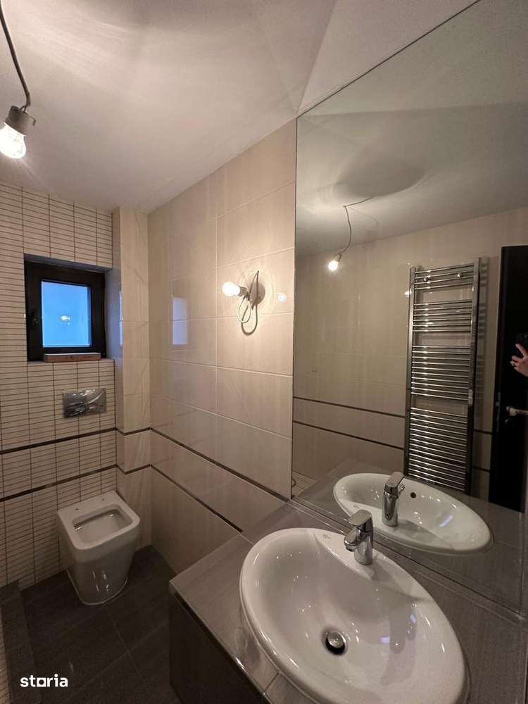 Vilă deosebită cu vedere panoramică la Munții Bucegi – Bușteni, str. C-6