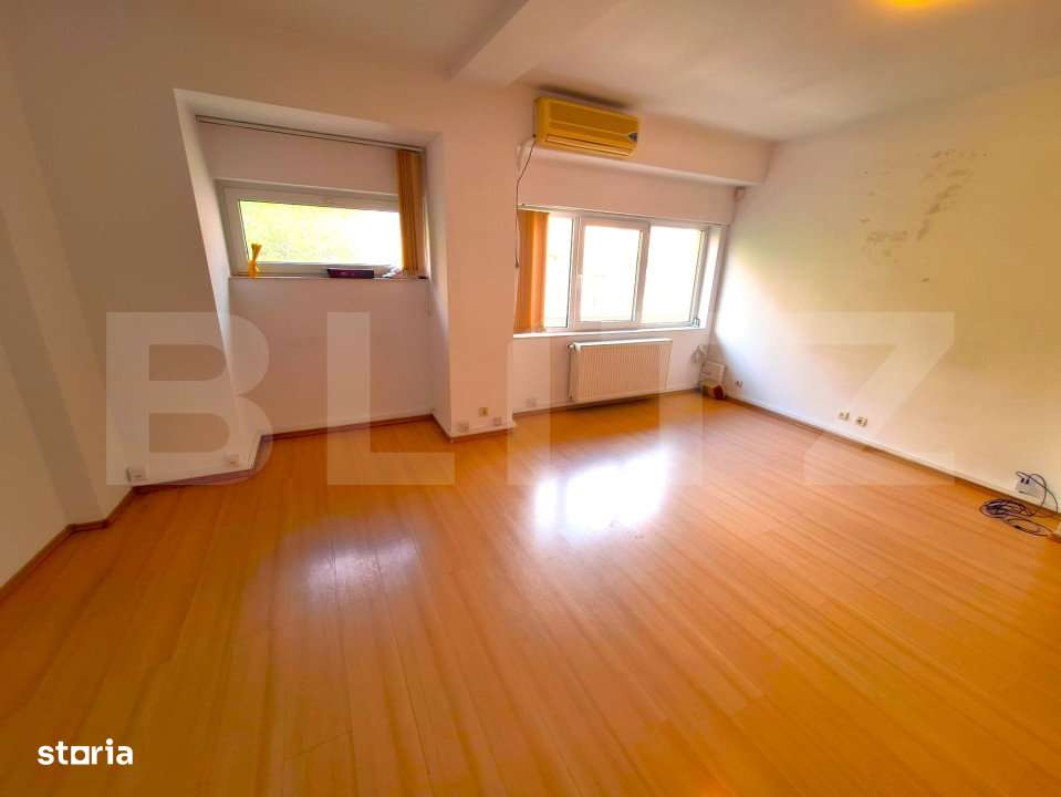 Spatiu comercial de inchiriat 100 mp, ultracentral, zona Universitatii - Imagine principală: 4/15