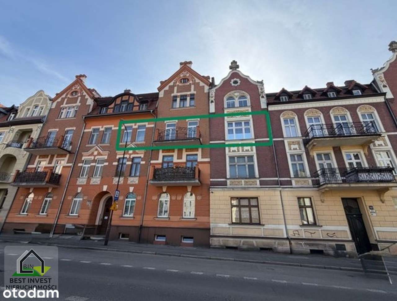 Przestronne, słoneczne, 2 balkony, ścisłe centrum Jeleniej Góry-6