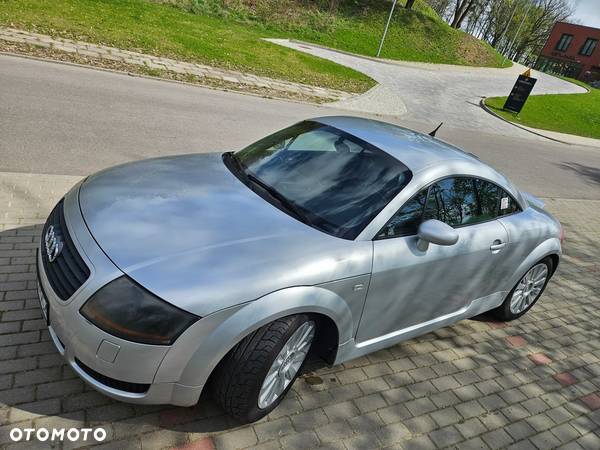 Audi TT Coupe 1.8T Quattro - 9