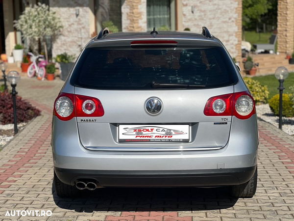 Volkswagen Passat Variant 2.0 Blue TDI SCR Comfortline - 10