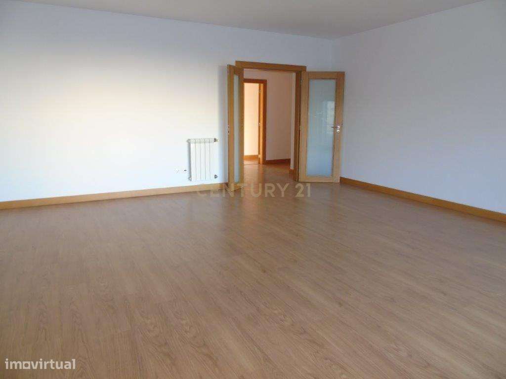 ✨ Apartamento T3 para Arrendamento no Fórum Oeiras – Ideal para Execut - Grande imagem: 3/27