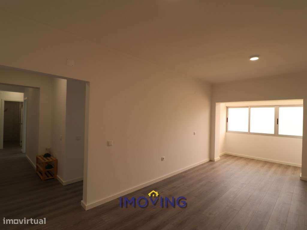 Apartamento T2, Remodelado, na Verderena, Barreiro-6