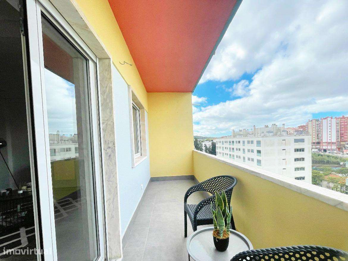 T3 ultimo andar remodelado em Benfica-3