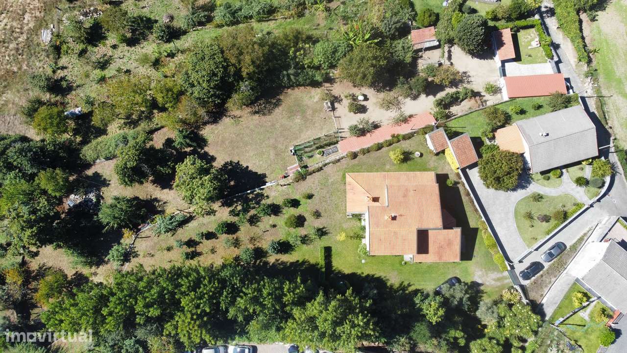 Moradia T5+1 em Ruilhe - 2680m2 de Terreno Privado-6