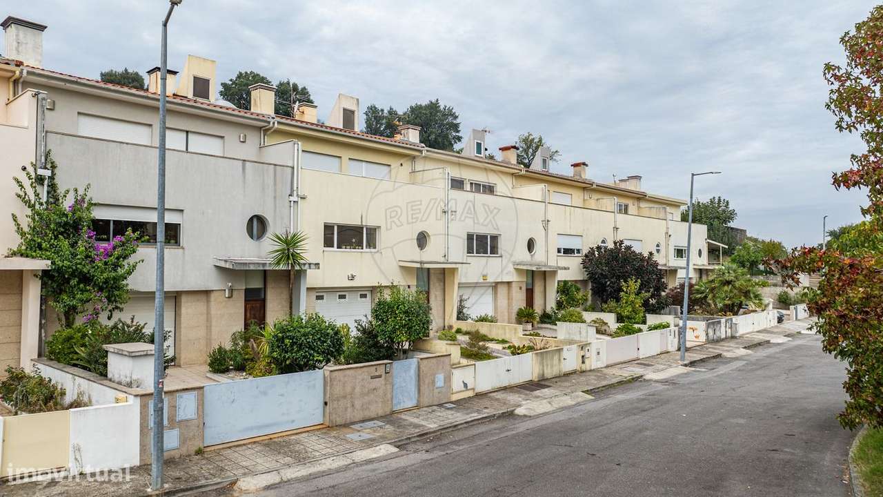 Moradia T5 para venda - Grande imagem: 2/49