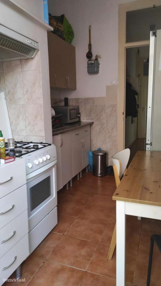 Quarto - localizado em Alameda Lisbon - Grande imagem: 2/6