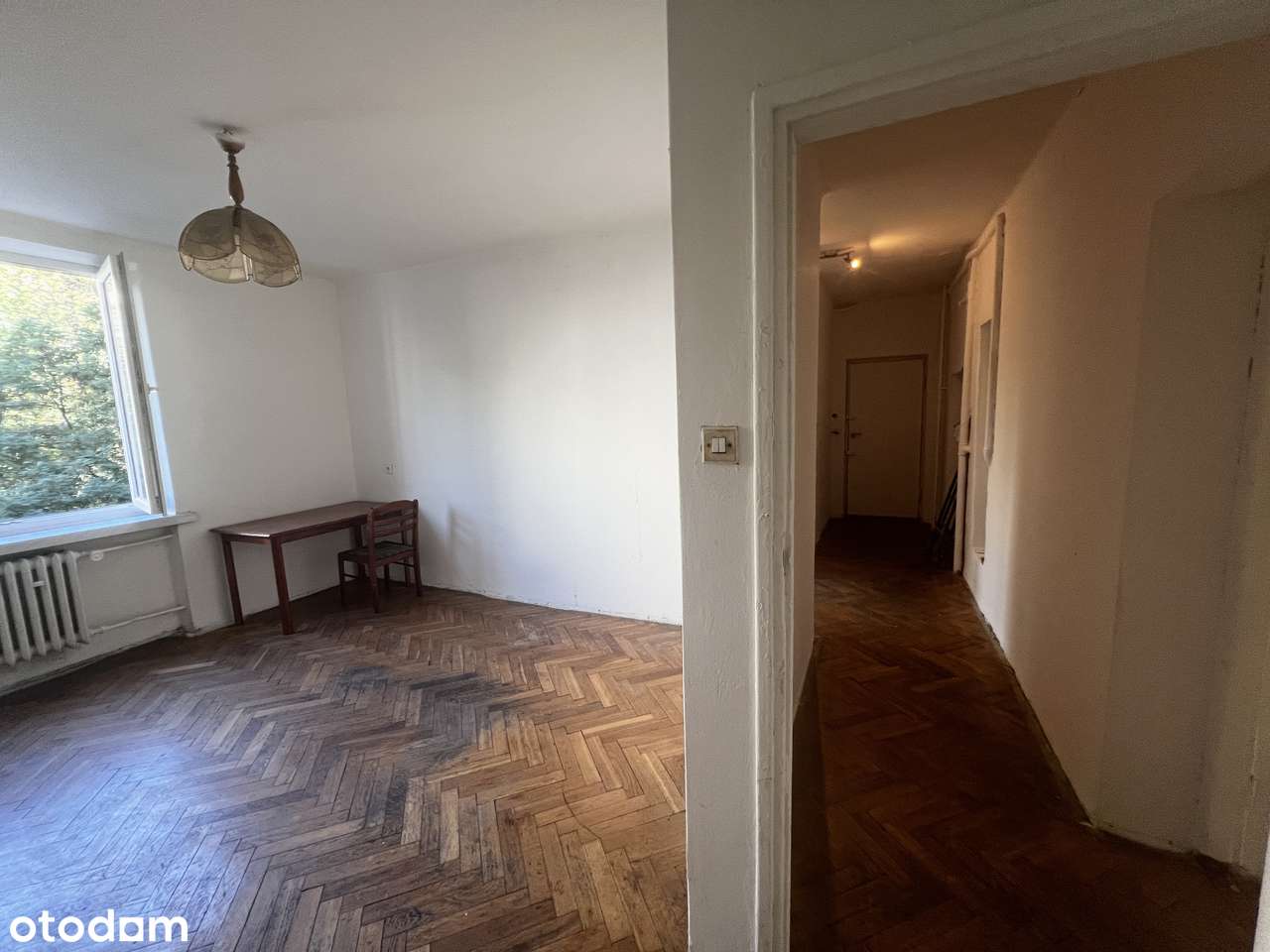 Zieleń, kultura, historia. Mieszkanie z potencjałem w sercu Huty.-9