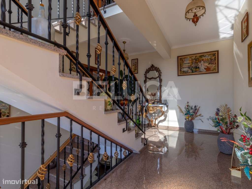 MORADIA T4 COM QUINTAL || URBANIZAÇÃO 'QUINTA DO FAIAL' (FUNCHAL)-28