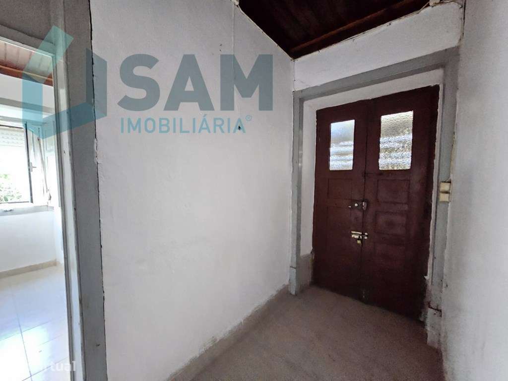 Terreno de 12.105 m2 com moradia Torres Vedras-20