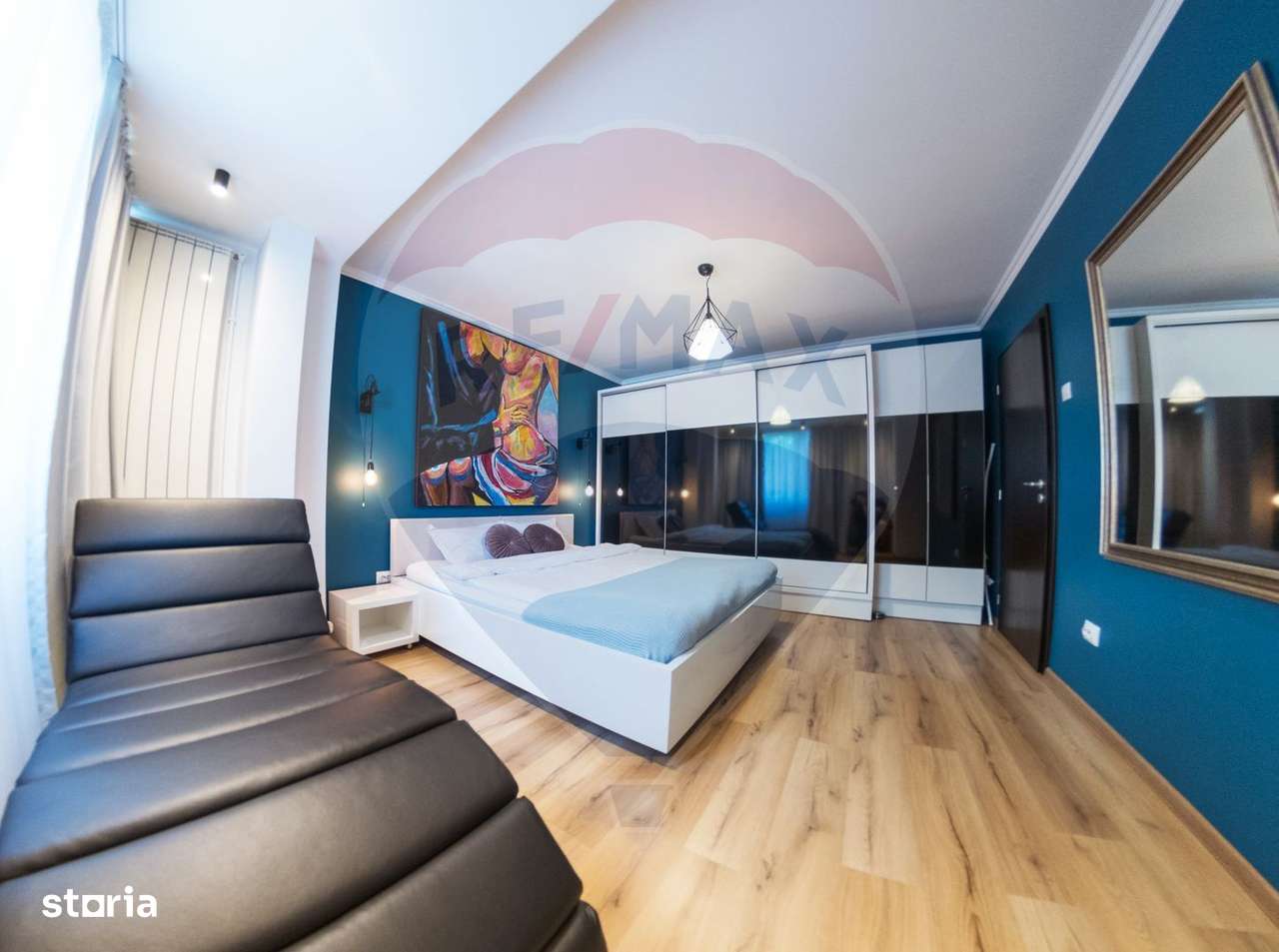 Apartament cu 3 camere de vanzare in zona Stirbei Voda