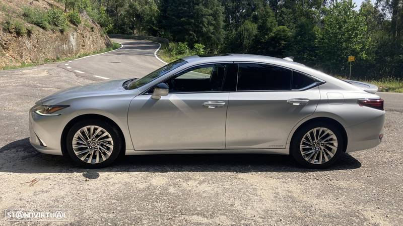 Lexus ES 300h Luxury - 2