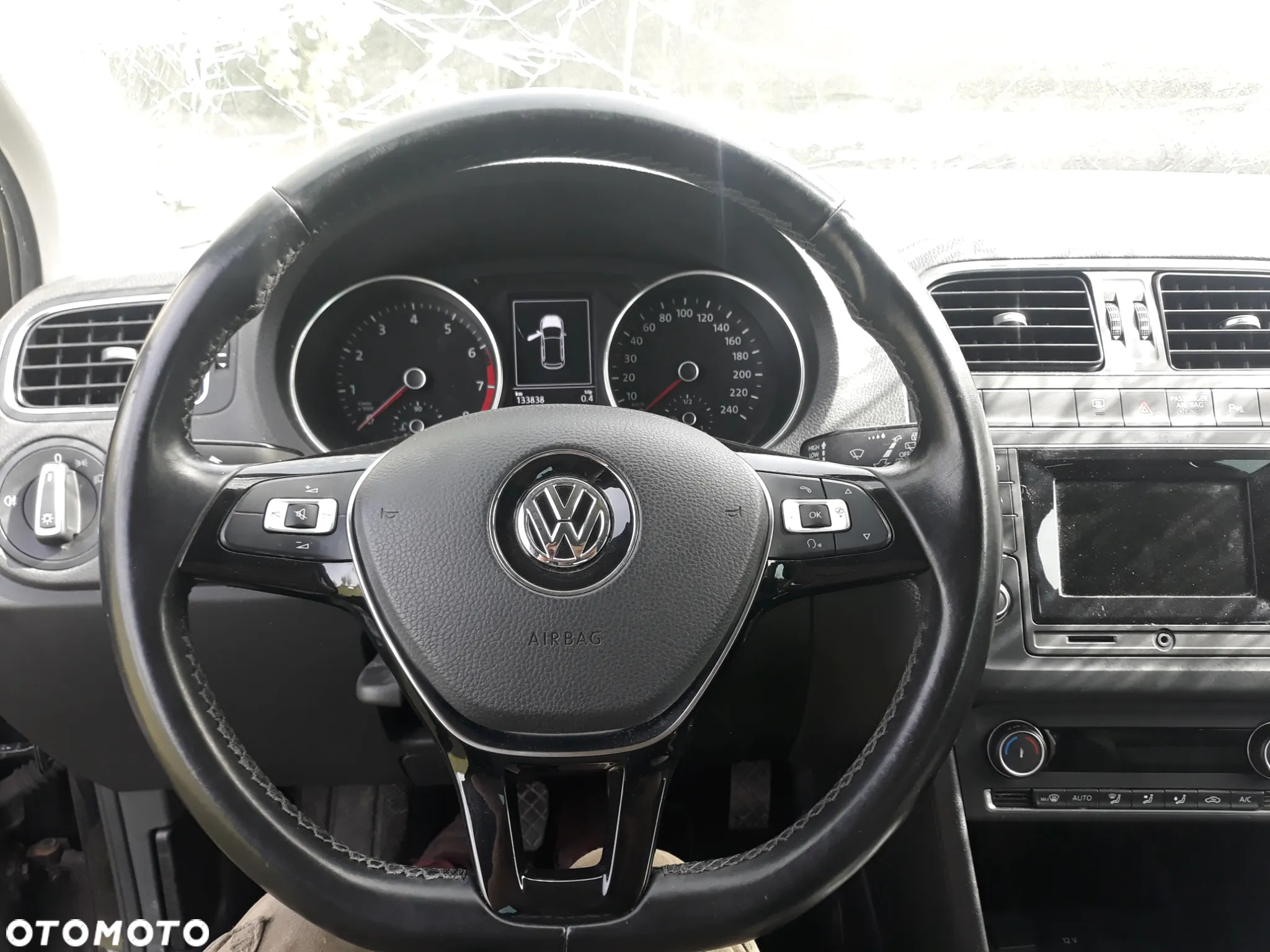 Volkswagen Polo 1.0 Comfortline - 28