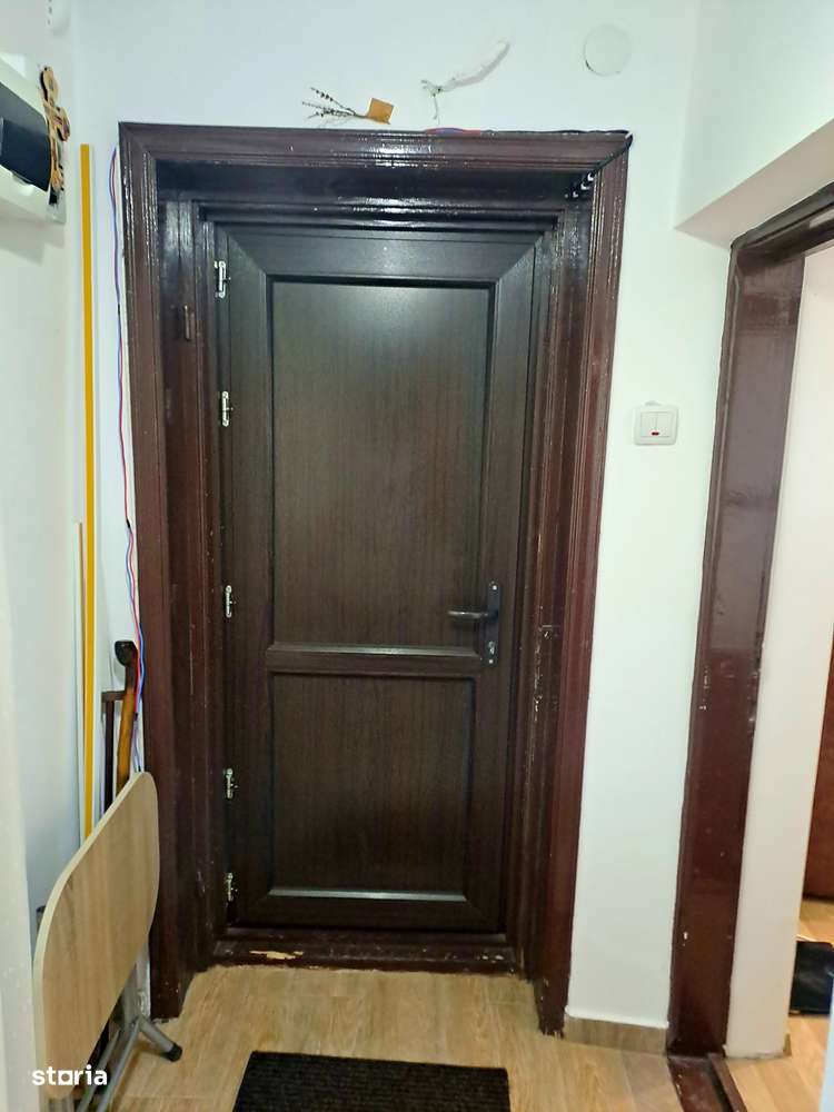 Craiova-Romanești,3camere,buc,baie,toate utilitățile, centrală  gaz-14