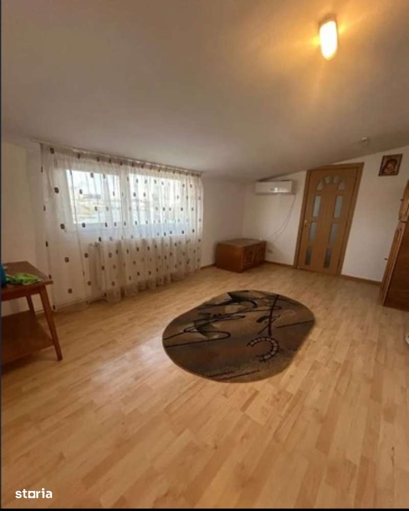 Apartament cu 2 camere - Nicolina-0