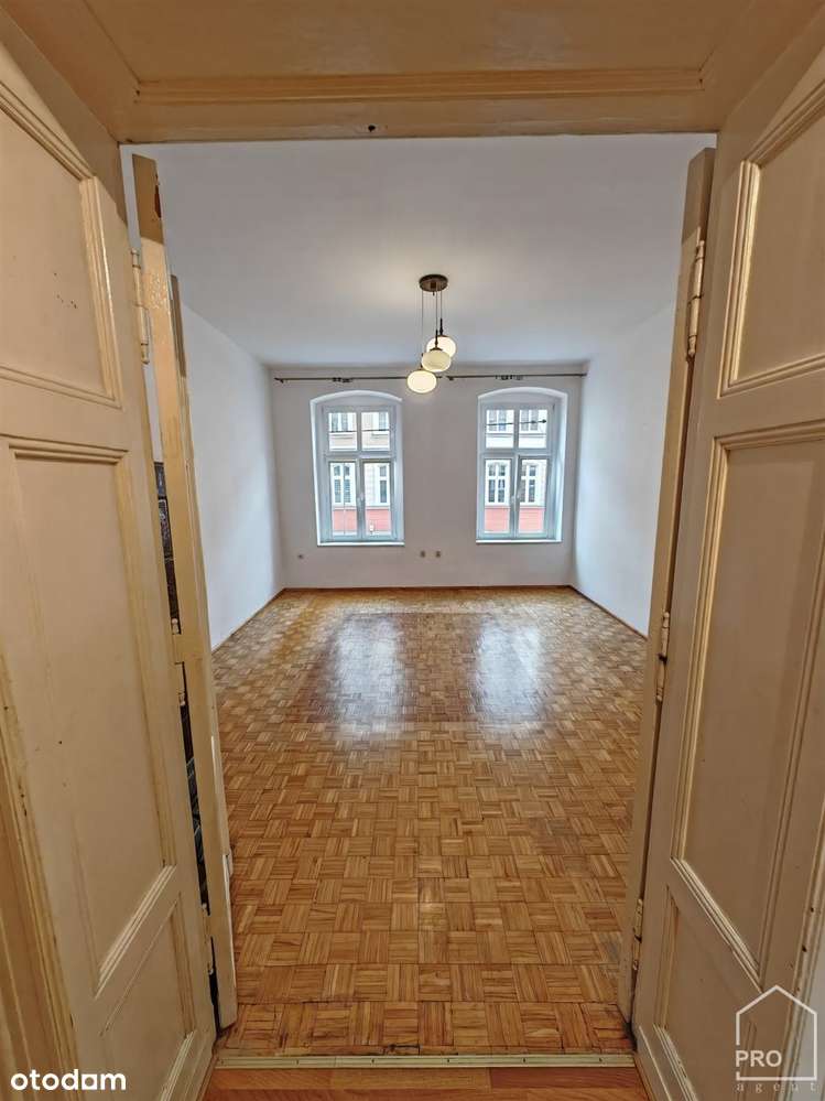 Lokal w zabytkowej kamienicy przy Parku Chopina-2