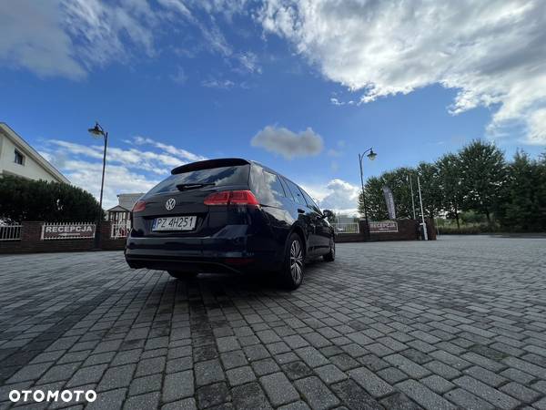 Volkswagen Golf 2.0 TDI BlueMotion Technology Allstar - 6